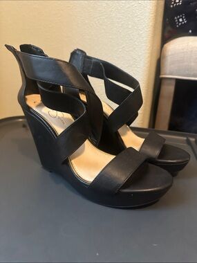 Jessica Simpson Black Strappy Wedge Sandals